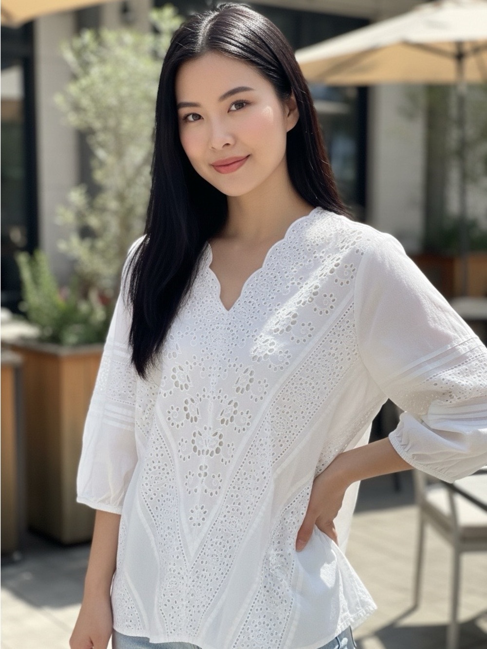 Chico's White Eyelet Scalloped V-Neck Tunic